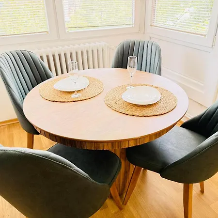 Family Nest - Two-bedroom In Centre By He-ra * Skopie