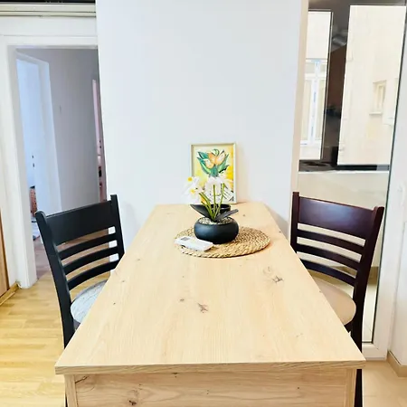 Apartamento Family Nest - Two-bedroom In Centre By He-ra *