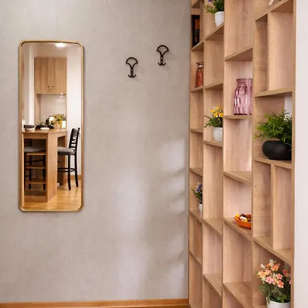 Family Nest - Two-bedroom In Centre By He-ra Skopje