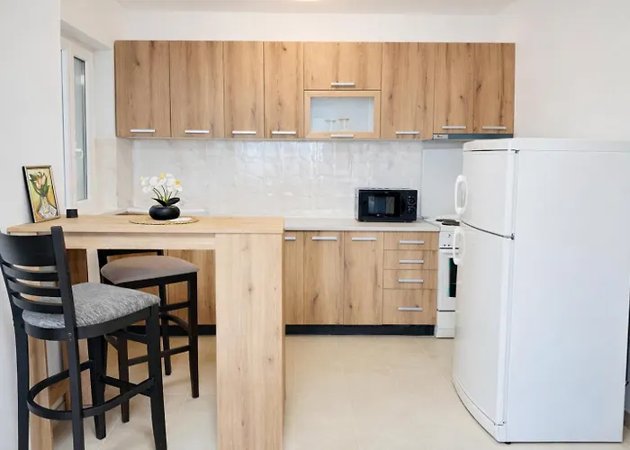 Family Nest - Two-bedroom In Centre By He-ra *